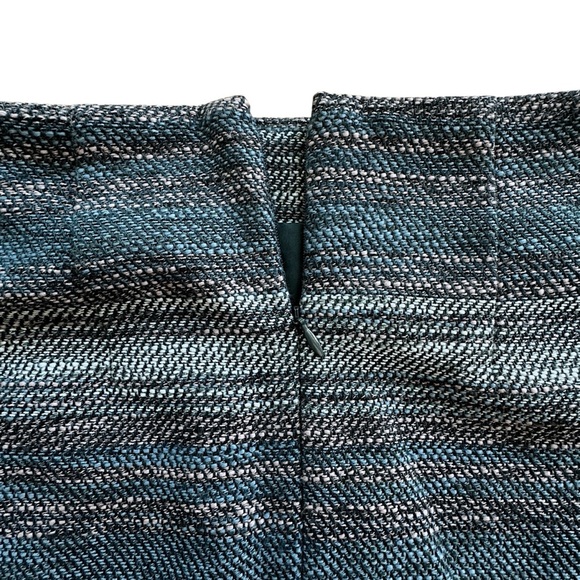 LOFT | NWOT BLUE TWEED FRINGE HEM MINI SKIRT EXPOSED ZIPPER POCKETS | SIZE 0 - Picture 7 of 10